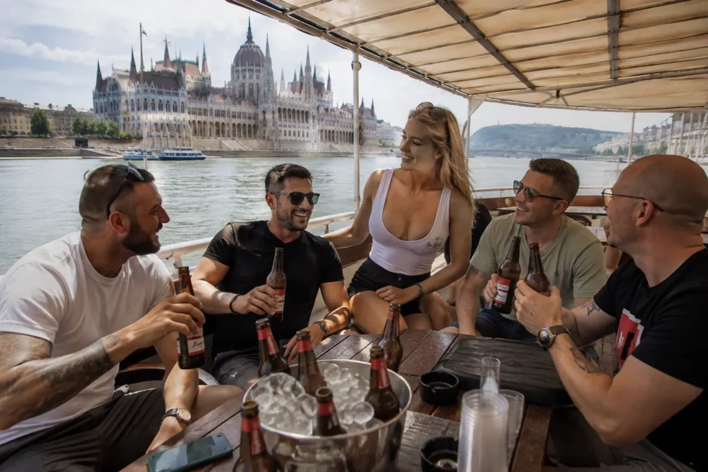 Beer cruise in Budapest with a group and local coordinator on the Danube
